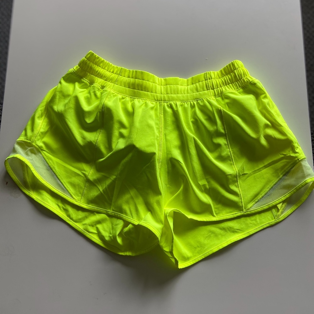 Lululemon Hotty Hot Short